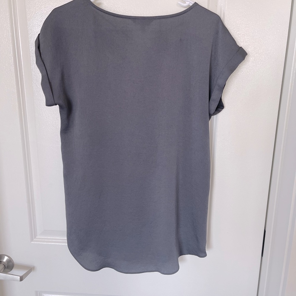 Express Top - Picture 2 of 3
